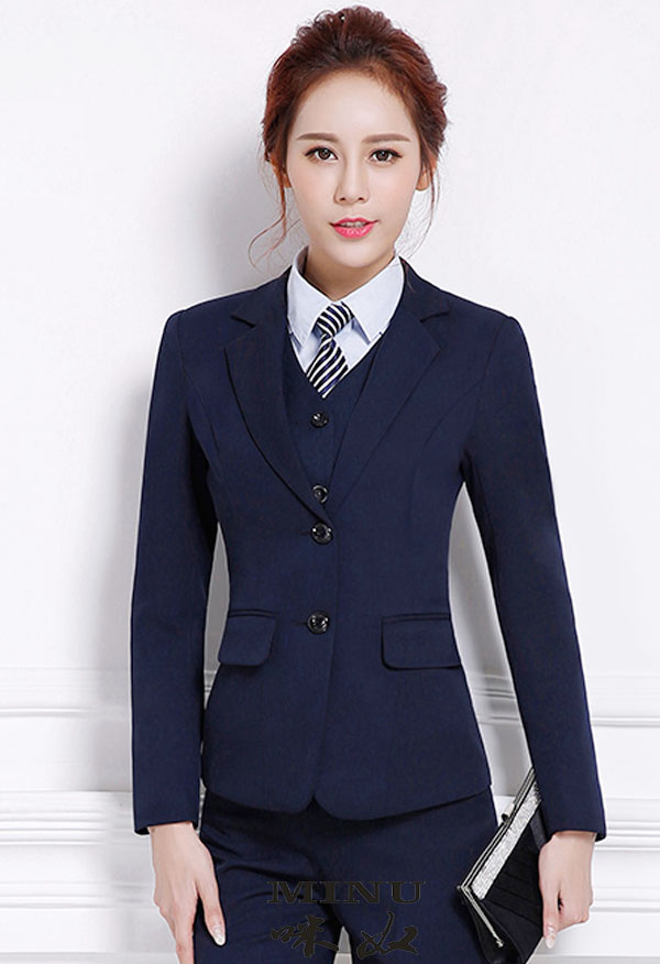訂做西服 訂做西服